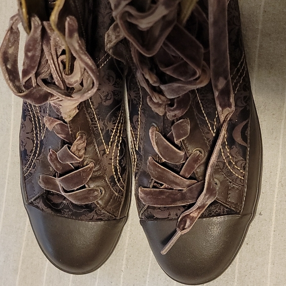 Alice Cullen Vintage Nike Paisley Sixtons - Picture 3 of 7